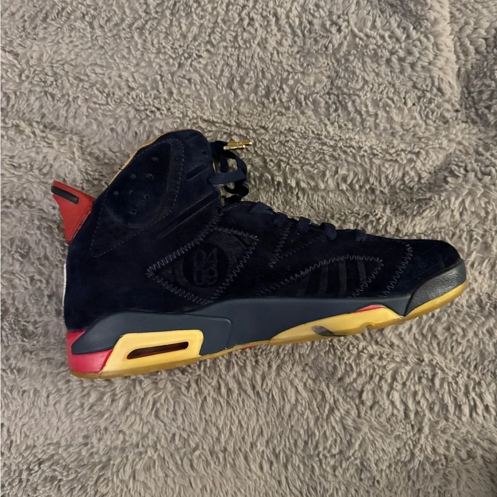 JORDAN 6 RETRO DORENBECHER Men’s Size 11